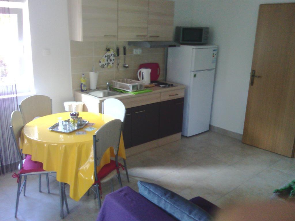 Apartments Krajici Kaštela Δωμάτιο φωτογραφία