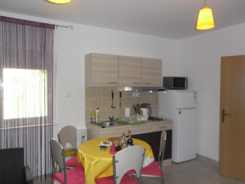 Apartments Krajici Kaštela Εξωτερικό φωτογραφία