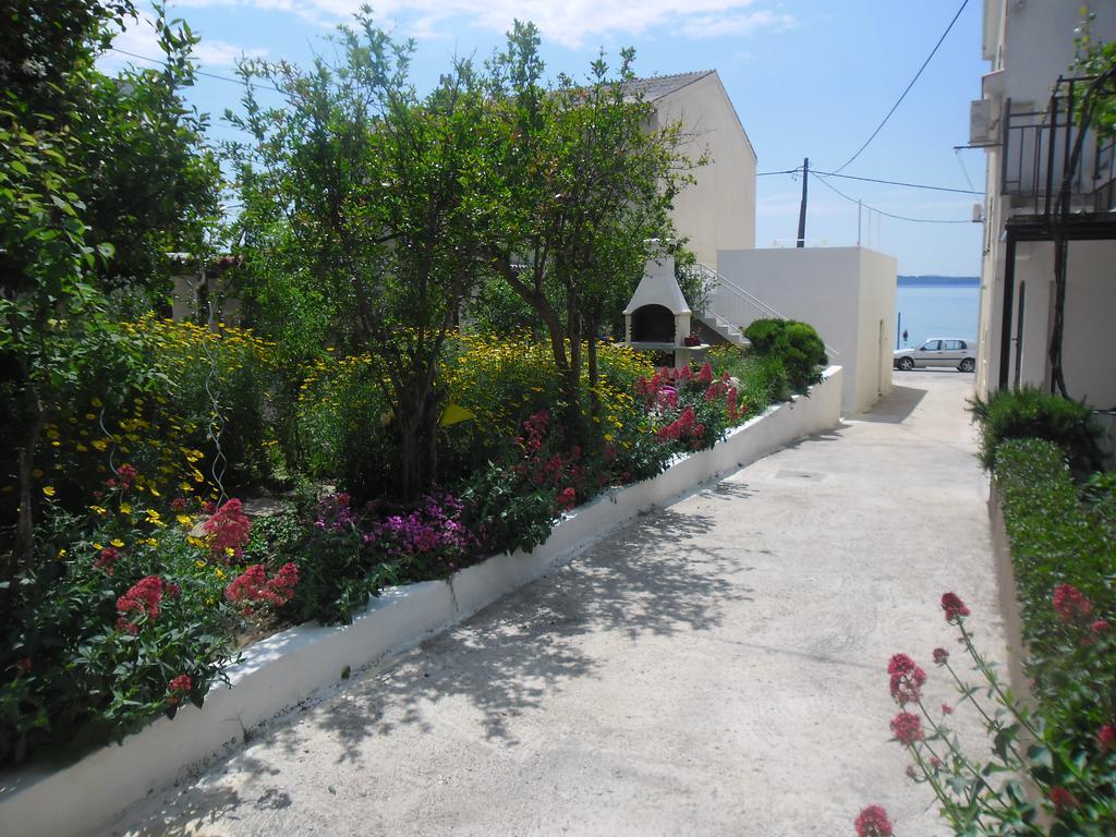 Apartments Krajici Kaštela Εξωτερικό φωτογραφία
