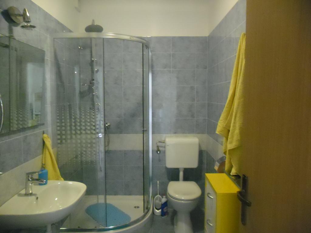 Apartments Krajici Kaštela Εξωτερικό φωτογραφία
